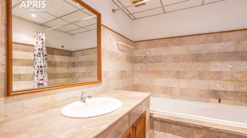 Condo for rent Sukhumvit Suite