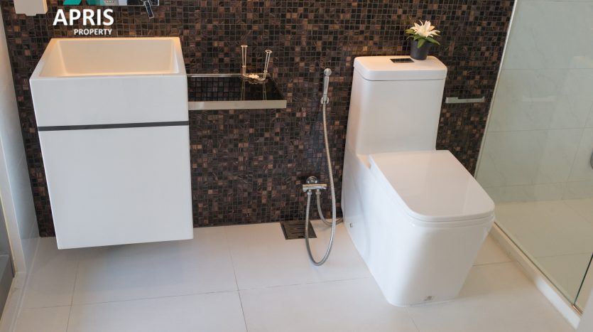 Condo for Rent ซื้อ ขาย เช่า คอนโด รถไฟฟ้า Phra Khanong Bangkok กรุงเทพ But Sell Rent Condo BTS Phra Khanong  Sukhumvit Bangkok The room 69