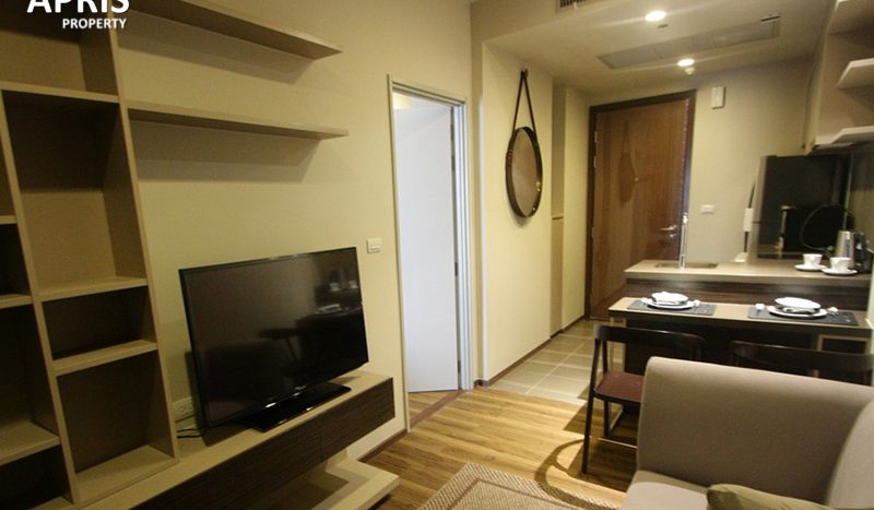 Rent condo at Onyx Phaholyothin