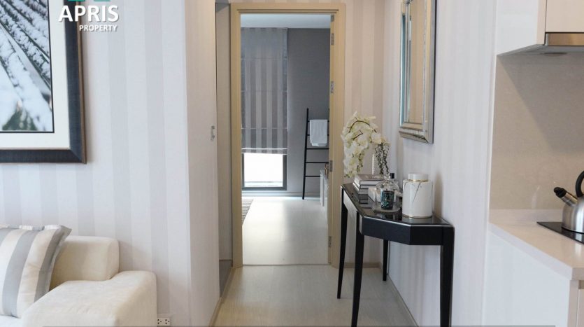 Condo for Rent ซื้อ ขาย เช่า คอนโด รถไฟฟ้า เอกมัย Bangkok กรุงเทพ Buy Sell Rent Condo ใกล้ BTS Ekamai  Sukhumvit 42  Bangkok  The Rhythm สุขุมวิท 42