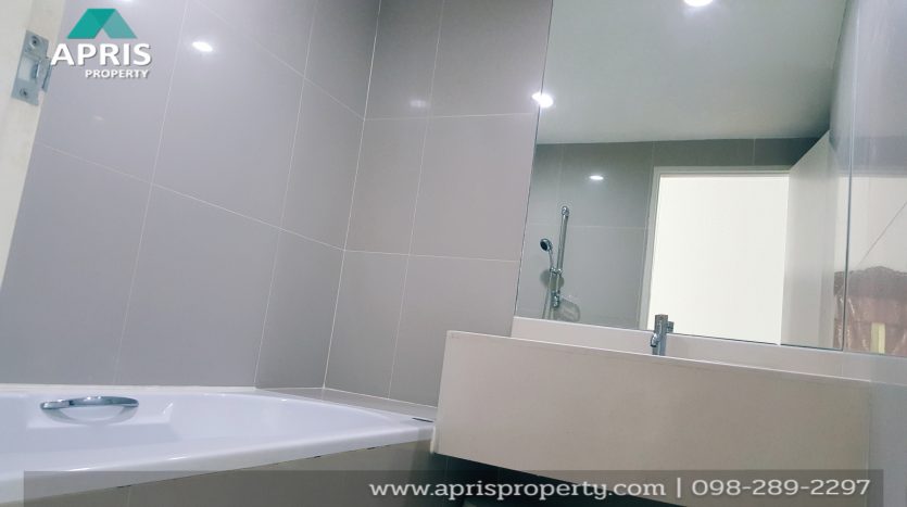 ฝาก ซื้อ ขาย เช่า อสังหาริมทรัพย์ สุขุมวิท 
Buy Sale Rent Property 